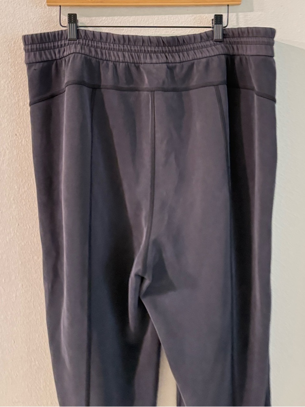 Lululemon Softstreme High Rise Straight Leg Pants Size 16 - Picture 8 of 11